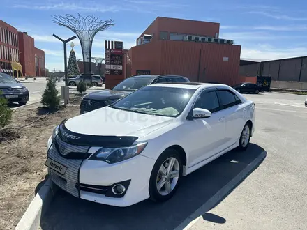 Toyota Camry 2013 года за 6 800 000 тг. в Атырау – фото 30