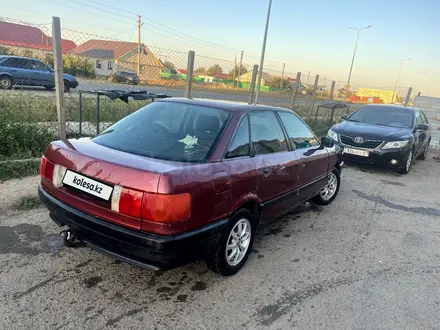 Audi 80 1990 года за 980 000 тг. в Уральск – фото 2