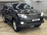 Toyota Fortuner 2013 годаfor10 500 000 тг. в Актобе – фото 2