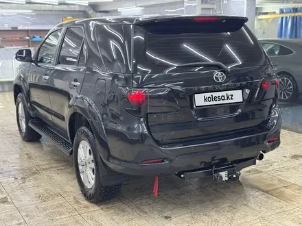 Toyota Fortuner 2013 года за 10 500 000 тг. в Актобе – фото 4