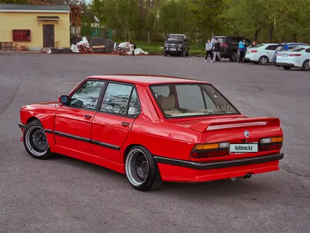 BMW 528 1982 года за 3 600 000 тг. в Алматы – фото 2