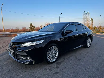 Toyota Camry 2018 года за 13 400 000 тг. в Тараз – фото 7