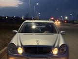 Mercedes-Benz E 320 2004 годаfor5 000 000 тг. в Актобе – фото 2