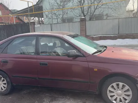 Toyota Carina E 1996 года за 1 400 000 тг. в Алматы – фото 2