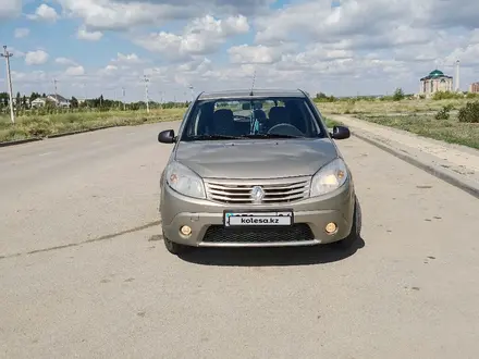 Renault Sandero 2010 года за 3 400 000 тг. в Актобе