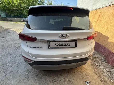 Hyundai Santa Fe 2019 года за 12 000 000 тг. в Шымкент – фото 2
