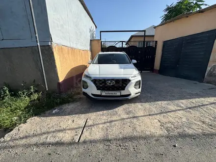 Hyundai Santa Fe 2019 года за 12 000 000 тг. в Шымкент