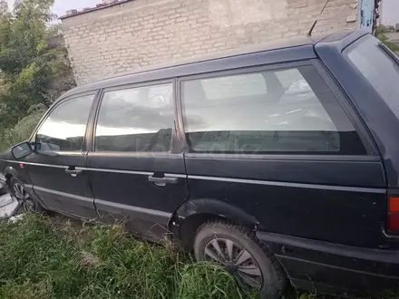 Volkswagen Passat 1993 года за 1 330 000 тг. в Костанай – фото 3