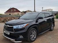 Toyota Highlander 2014 года за 14 800 000 тг. в Астана