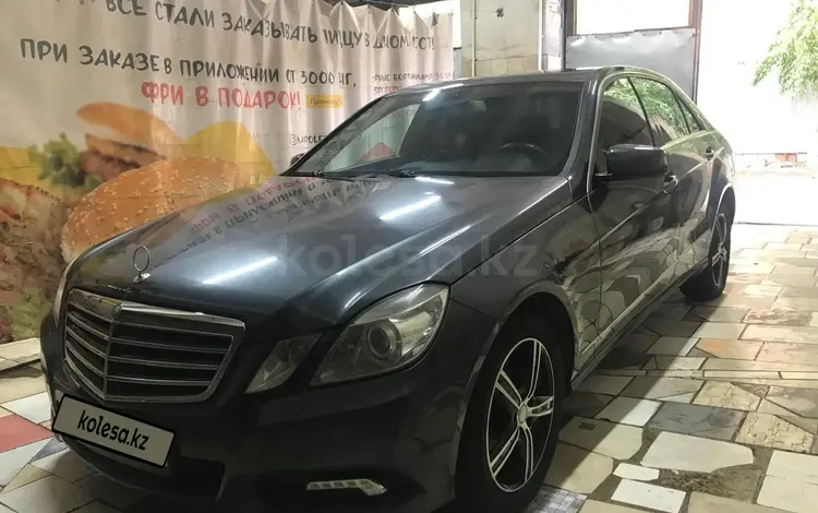 Mercedes-Benz E 300 2009 года за 7 500 000 тг. в Павлодар