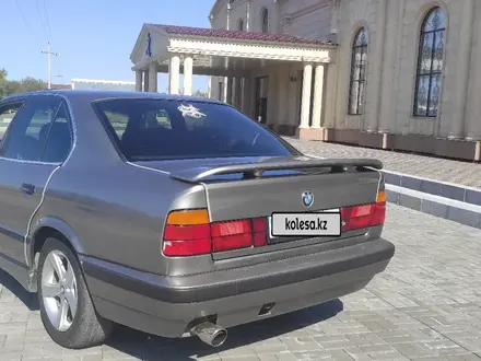 BMW 520 1991 года за 1 250 000 тг. в Шу – фото 5