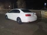 Volkswagen Jetta 2014 года за 2 800 000 тг. в Актобе – фото 5