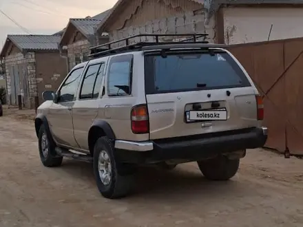 Nissan Pathfinder 1999 года за 2 000 000 тг. в Жанаозен – фото 4