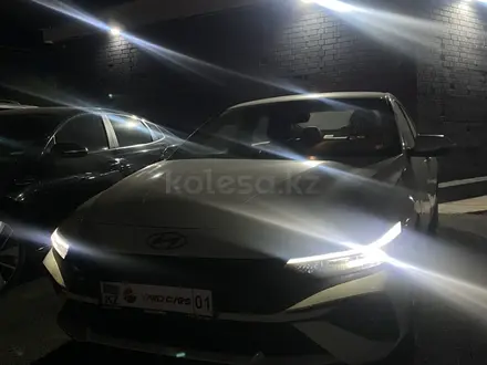 Hyundai Elantra 2024 года за 9 700 000 тг. в Астана