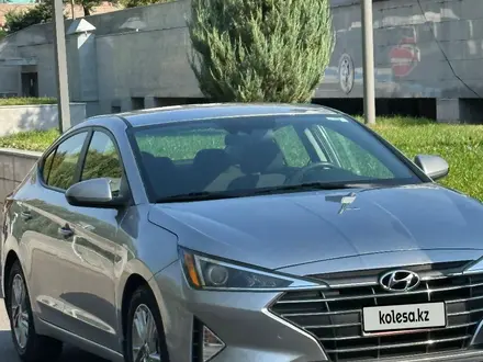 Hyundai Elantra 2020 года за 7 990 000 тг. в Алматы – фото 10