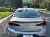 Hyundai Elantra 2020 года за 7 990 000 тг. в Алматы – фото 4