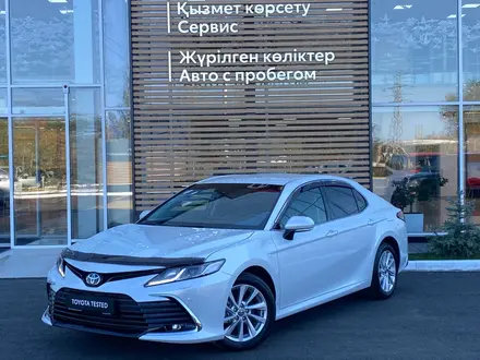 Toyota Camry 2023 года за 19 105 000 тг. в Уральск