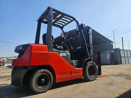 Toyota  02-8FG25 2015 года за 9 000 000 тг. в Алматы – фото 6