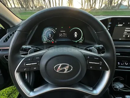 Hyundai Sonata 2022 года за 13 000 000 тг. в Алматы – фото 18