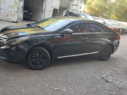 Hyundai Sonata 2014 года за 2 300 000 тг. в Алматы – фото 2