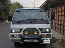 Mitsubishi Delica, 1995
