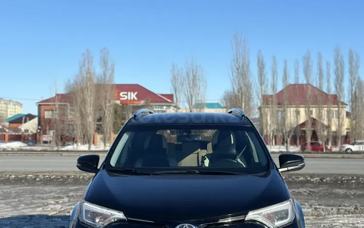 Toyota RAV4 2019 годаfor13 300 000 тг. в Актобе