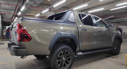 Toyota Hilux 2023 года за 25 200 000 тг. в Астана – фото 5