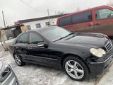 Mercedes-Benz C 240 2004 года за 2 700 000 тг. в Уральск – фото 2