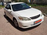 Toyota Camry 2003 годаүшін4 350 000 тг. в Караганда – фото 2