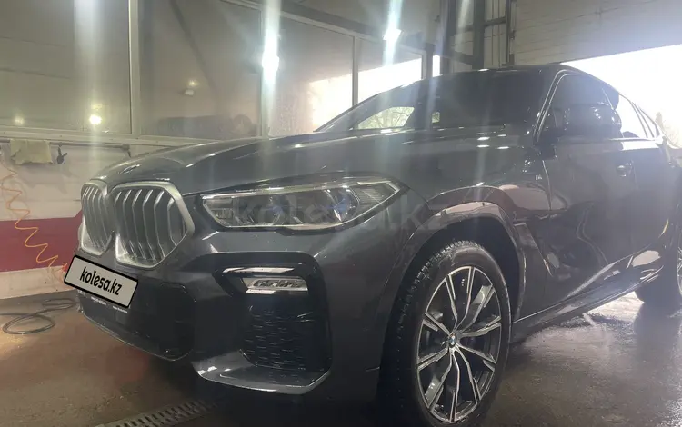 BMW X6 2021 года за 39 500 000 тг. в Алматы
