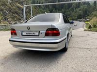 BMW 528 1999 годаfor4 000 000 тг. в Алматы