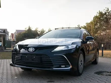 Toyota Camry 2023 года за 23 500 000 тг. в Алматы – фото 5