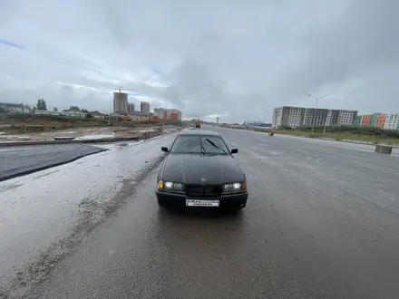 BMW 320 1992 года за 1 100 000 тг. в Астана – фото 3