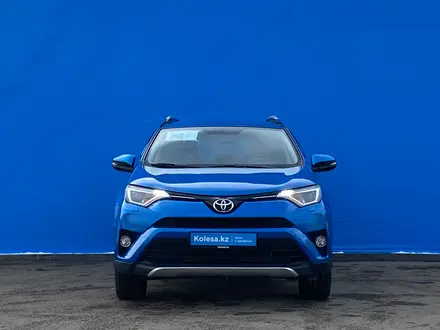 Toyota RAV4 2016 года за 11 870 000 тг. в Алматы – фото 2