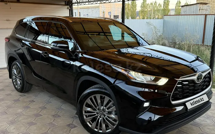 Toyota Highlander 2021 года за 22 000 000 тг. в Уральск