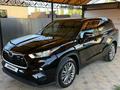Toyota Highlander 2021 года за 22 000 000 тг. в Уральск – фото 2