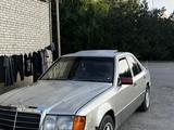 Mercedes-Benz E 230 1987 года за 1 111 111 тг. в Есик