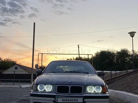 BMW 318 1992 года за 1 300 000 тг. в Байконыр – фото 3