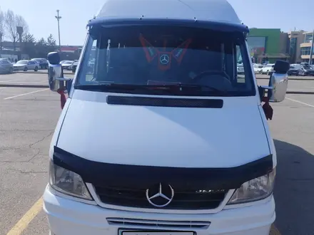 Mercedes-Benz Sprinter 2006 года за 11 500 000 тг. в Алматы – фото 2