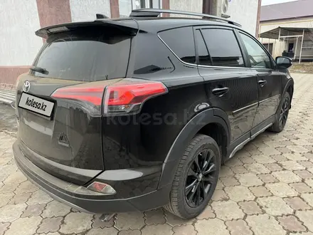 Toyota RAV4 2018 года за 13 000 000 тг. в Уральск – фото 9