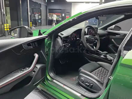 Audi RS 5 2023 года за 37 500 000 тг. в Алматы – фото 13