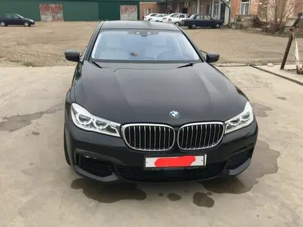 BMW 750 2016 года за 39 800 000 тг. в Кызылорда – фото 2