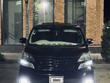 Toyota Vellfire 2010 года за 6 500 000 тг. в Уральск – фото 2