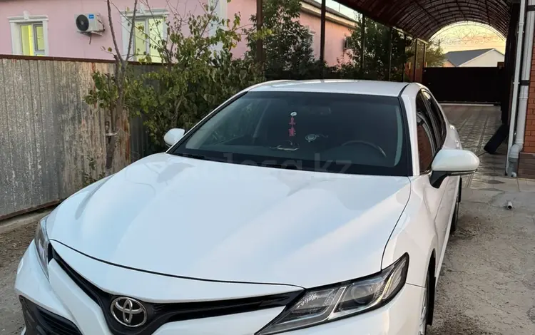 Toyota Camry 2018 годаүшін12 500 000 тг. в Атырау