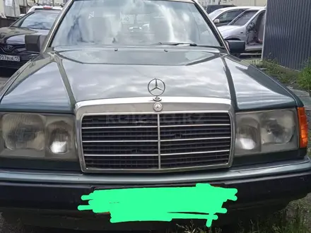 Mercedes-Benz E 260 1990 года за 1 500 000 тг. в Петропавловск – фото 2