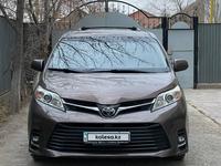 Toyota Sienna 2018 года за 17 500 000 тг. в Кызылорда