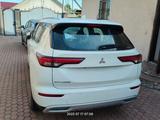 Mitsubishi Outlander 2022 года за 19 500 000 тг. в Алматы – фото 3