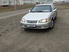 Toyota Camry, 2001