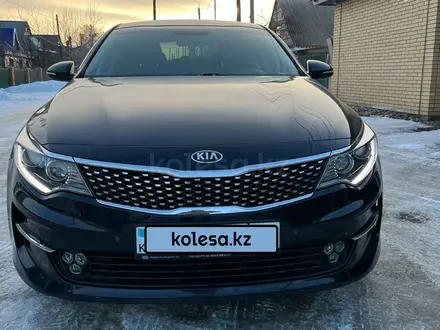 Kia Optima 2017 года за 9 000 000 тг. в Уральск