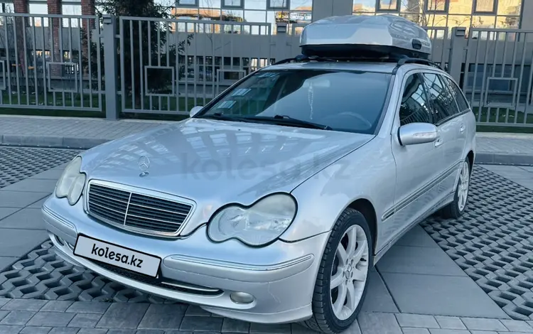 Mercedes-Benz C 180 2003 года за 2 500 000 тг. в Актобе